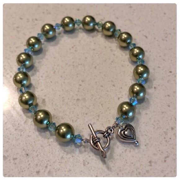 💕Light Green Handmade Pearl Bracelet 7.75“💕 - Picture 3 of 6
